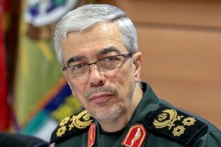 مجاهدت‌های خالصانه سردار «فضلی» چراغ راه نسل جوان کشور است