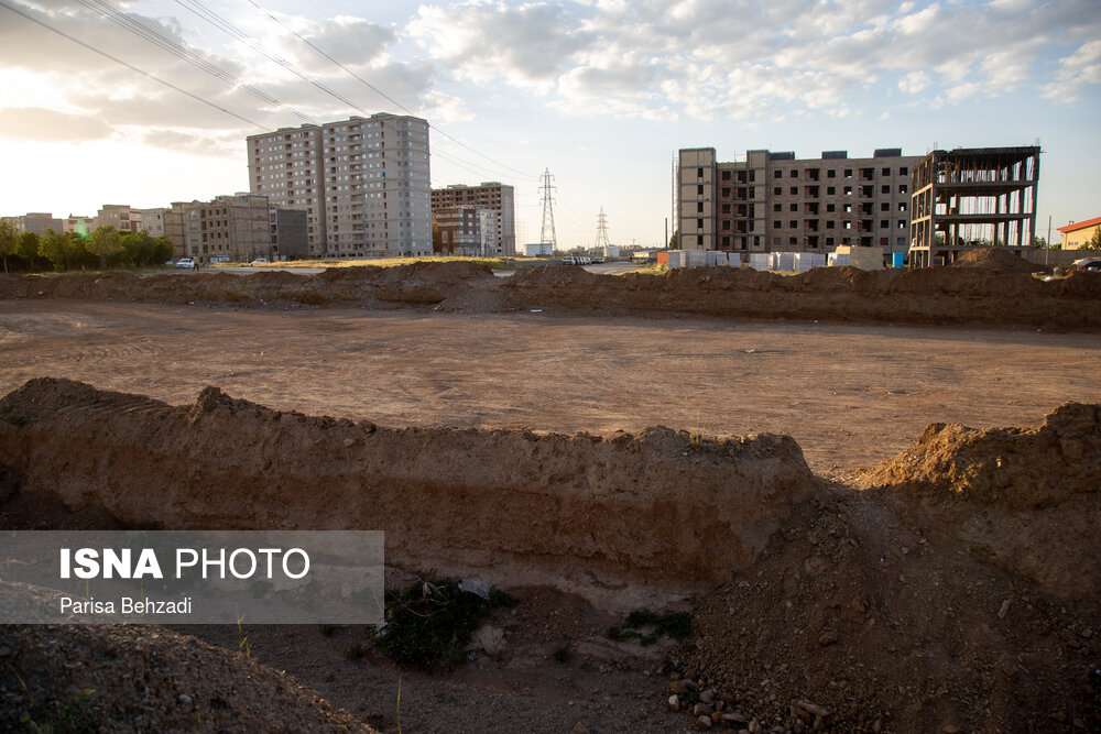 در سال ۱۳۹۲ با ادغام دو شهر کرهرود و سنجان به شهر اراک جمعیت این شهر به بالای ۵۰۰ هزار نفر رسید تا اراک به جمع کلانشهرهای ایران بپیوندد.