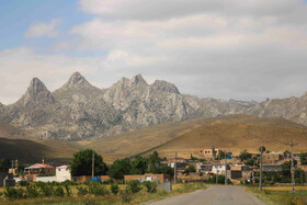 طبیعت ارتفاعات روستای مزرعه و قلعه شیور