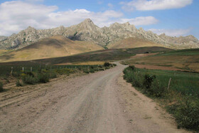 طبیعت ارتفاعات روستای مزرعه و قلعه شیور