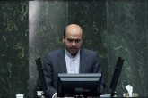 دژپسند باید درباره علت کاهش ارزش پول ملی توضیح دهد