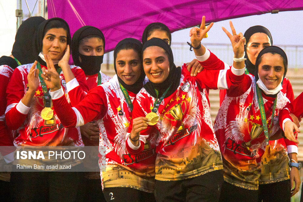 جشن قهرمانی و اهدای جام لیگ برتر بانوان به شهرداری بم