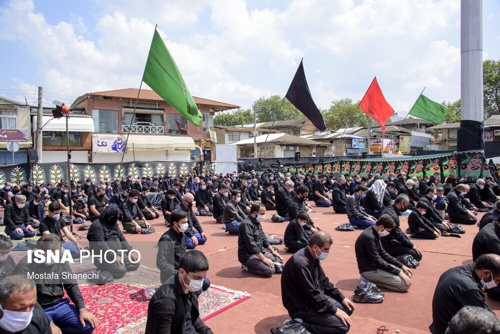 نماز ظهر روز عاشورا در امام زاده یحیی ساری