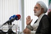 در دستگاه‌های نظارتی تنها ملاحظه باید قانون باشد
