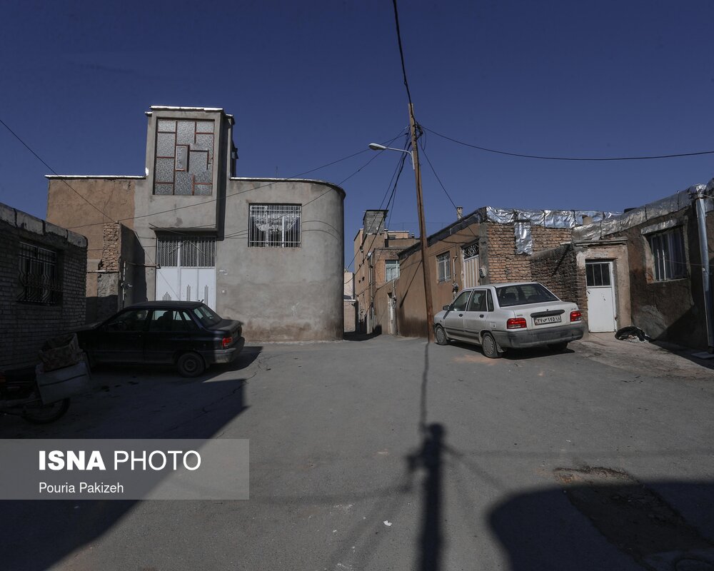 جولان از قدیمی‌ترین محله‌های همدان دستخوش تغییرات زیادی در دوران پهلوی و نیز در سال‌های پس از انقلاب شده است، تا آنجا که امروز از بافت تاریخی آن تقریباً چیزی باقی نمانده است.