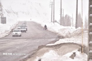 هجوم مسافران به پیست آبعلی/ ترافیک سنگین در جاده های چالوس و هراز