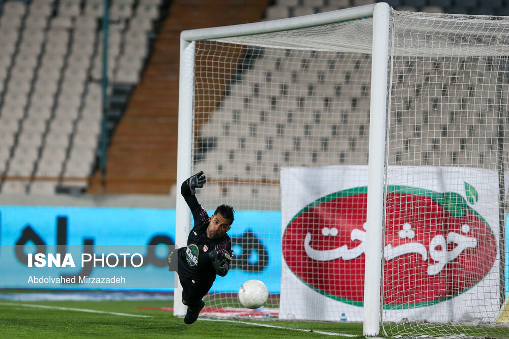 هفته هفدهم لیگ برتر فوتبال، استقلال - فولاد خوزستان