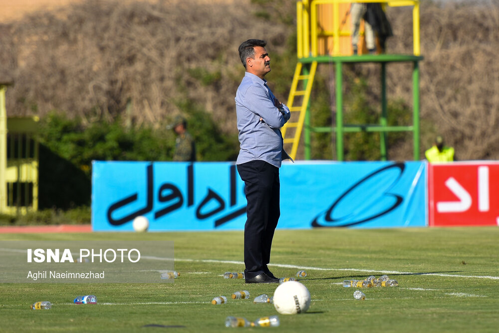 هفته شانزدهم لیگ برتر فوتبال،  صنعت نفت آبادان - پرسپولیس