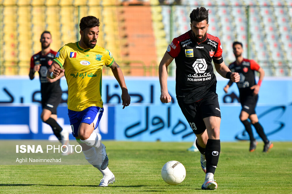 هفته شانزدهم لیگ برتر فوتبال،  صنعت نفت آبادان - پرسپولیس