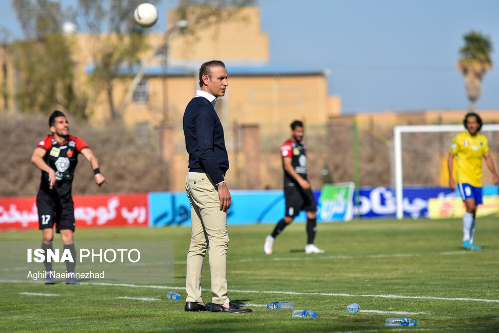 هفته شانزدهم لیگ برتر فوتبال،  صنعت نفت آبادان - پرسپولیس