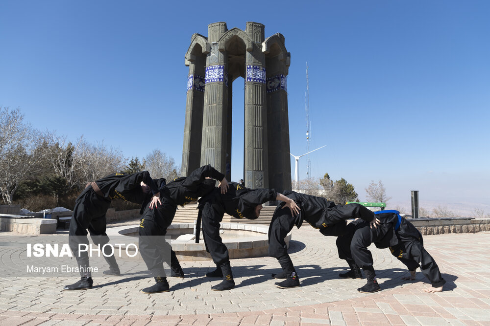 سبک نینجا رنجر جزوی از ورزش‌های رزمی است که در آن دفاع شخصی، کیک بوکسینگ، آکروبات رزمی، رژه و کاتا و سلاح‌های رزمی وجود دارد و رزم کار را به چالش می‌کشد.