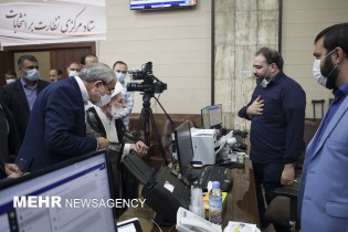 آیت‌الله جنتی از ستاد مرکزی نظارت بر انتخابات بازدید کرد