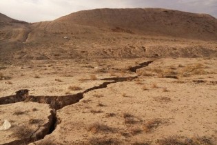 درگیری ۲۹ استان ایران با فرونشست/ایران در حال نشست است