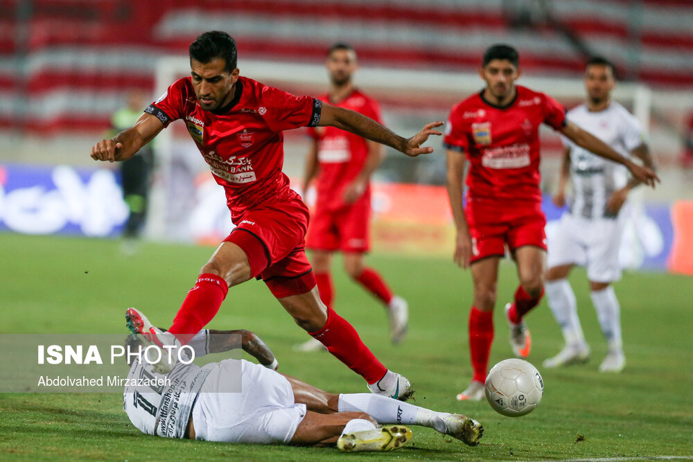 هفته بیست و نهم لیگ برتر فوتبال، پرسپولیس - تراکتور