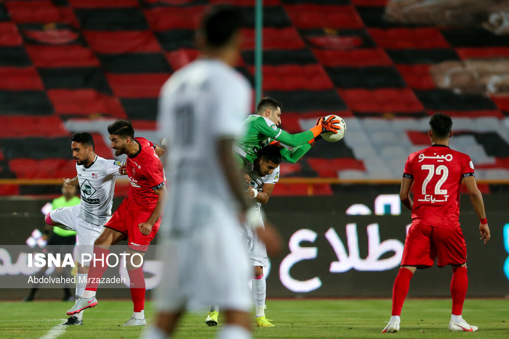 هفته بیست و نهم لیگ برتر فوتبال، پرسپولیس - تراکتور