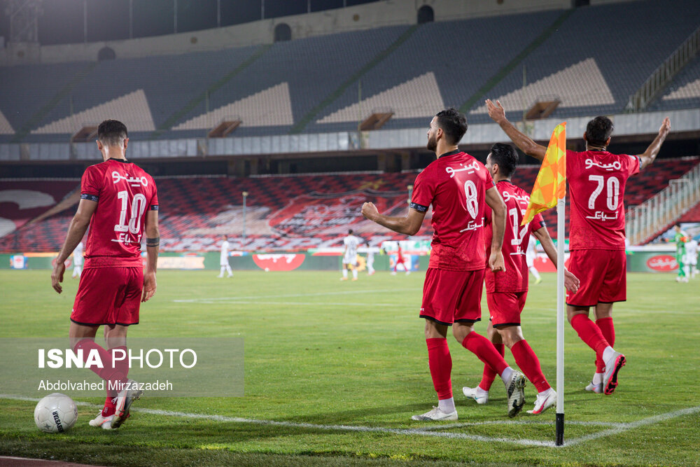 هفته بیست و نهم لیگ برتر فوتبال، پرسپولیس - تراکتور