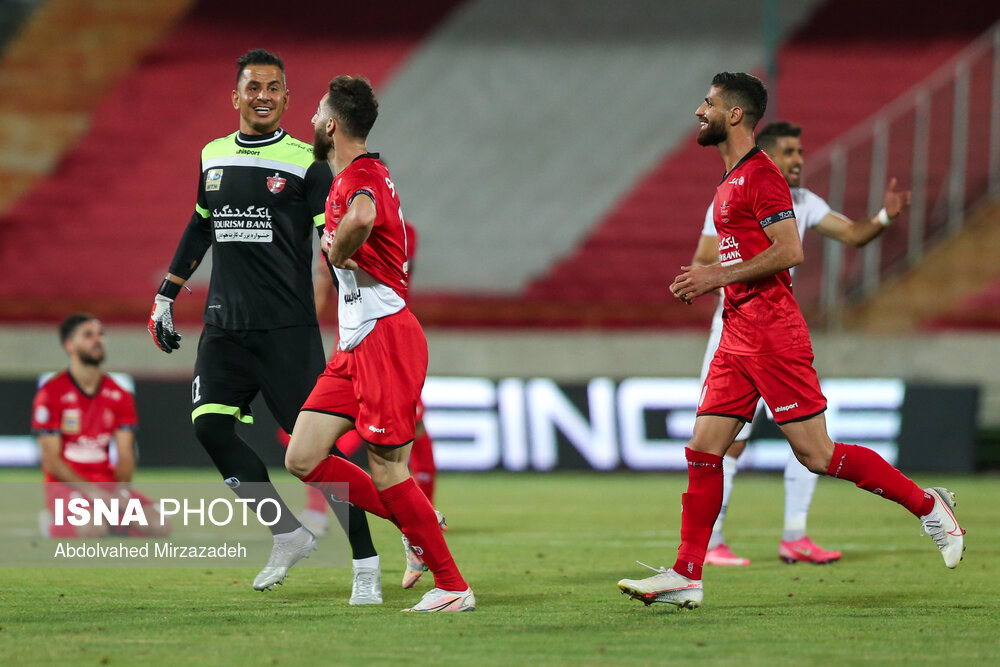 هفته بیست و نهم لیگ برتر فوتبال، پرسپولیس - تراکتور