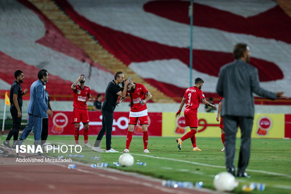 هفته بیست و نهم لیگ برتر فوتبال، پرسپولیس - تراکتور