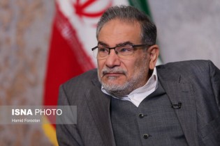 شمخانی همسایگان ایران را به هوشیاری در برابر نفوذ بیگانگان فراخواند