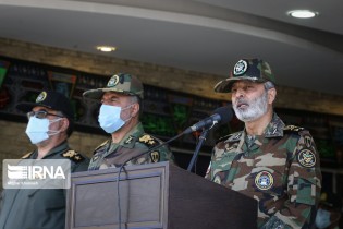 فرمانده ارتش: ناامیدسازی مردم مهمترین راهبرد دشمن است