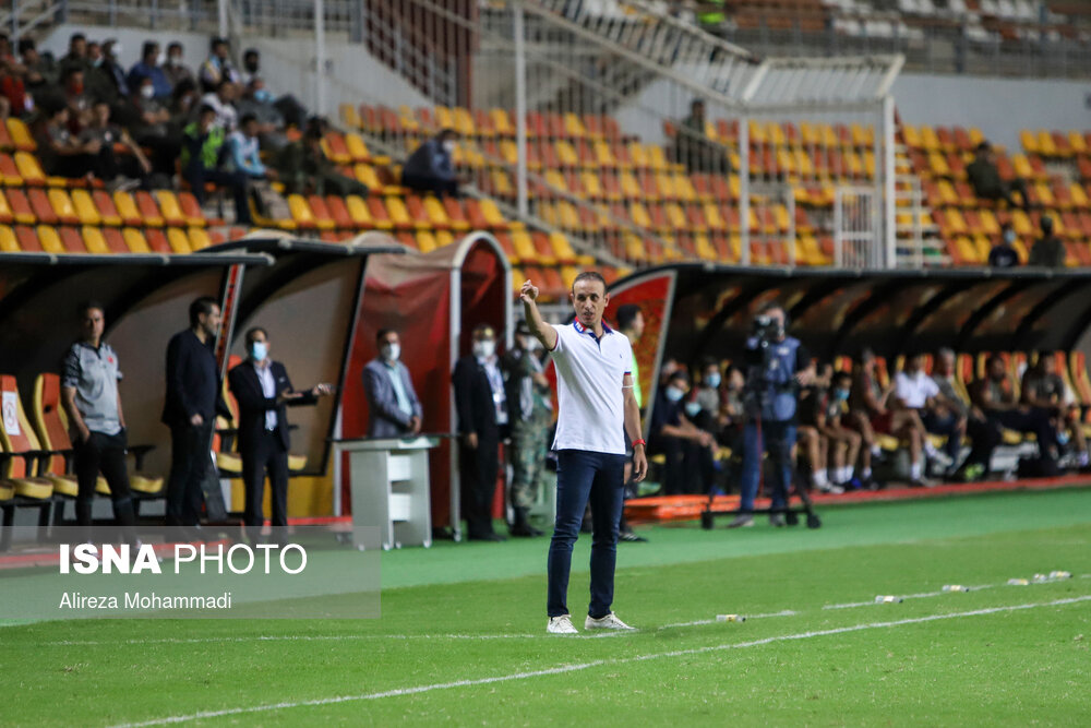 هفته اول لیگ برتر فوتبال؛ فولاد - پرسپولیس