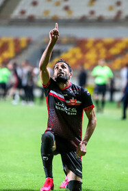 هفته اول لیگ برتر فوتبال؛ فولاد - پرسپولیس
