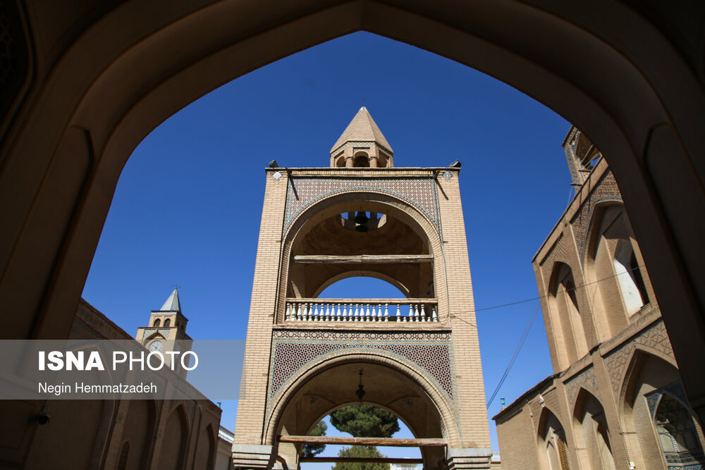 ناقوس کلیسای وانک در حاشیه بازدید تور محله اروپایی اصفهان