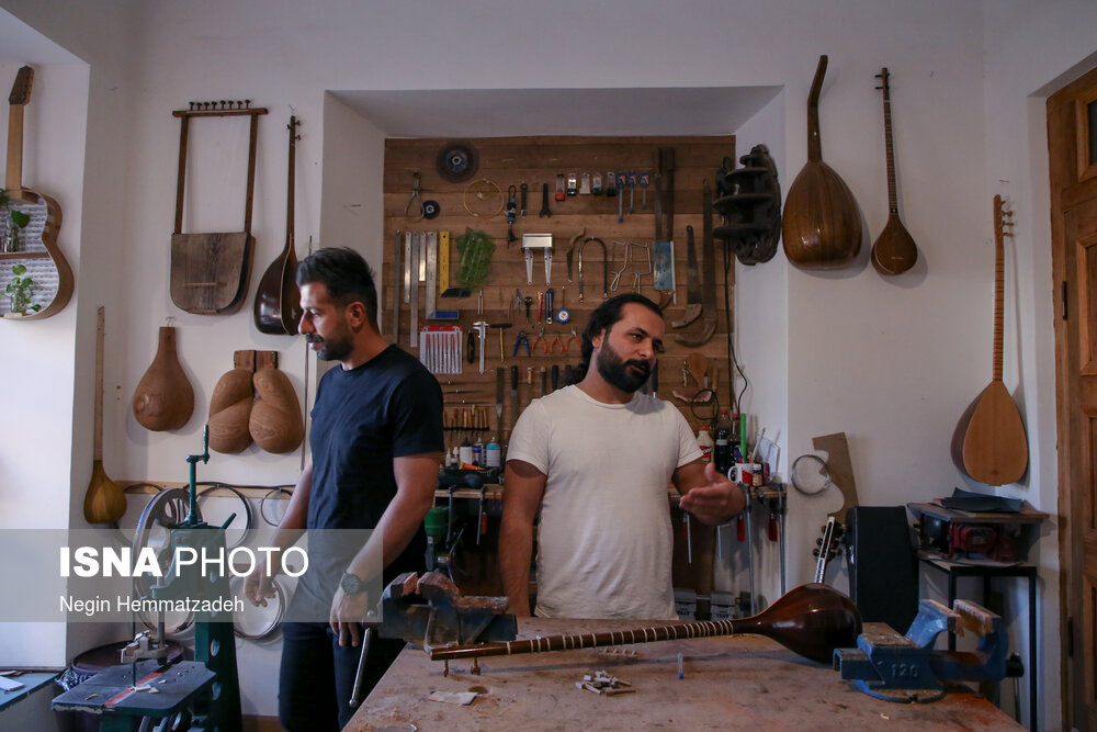 کارگاه ساخت ساز در گنجینه موسیقی ارامنه در حاشیه بازدید تور محله اروپایی اصفهان