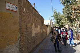 گذر "لت‌استرا" از خیابان‌های مهم جلفا در در حاشیه بازدید تور محله اروپایی اصفهان
