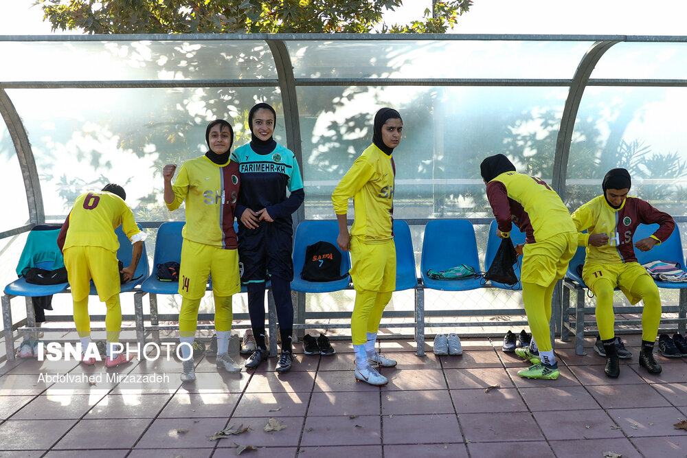 اردو آمادگی تیم فوتبال بانوان شهرداری سیرجان برای مسابقات قهرمانی باشگاه های آسیا