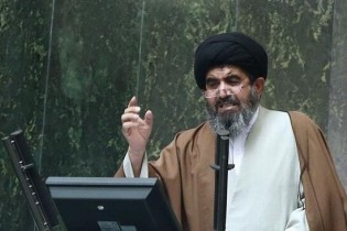 موسوی‌لارگانی: مناطق ویژه اقتصادی در استان اصفهان راه‌اندازی شود