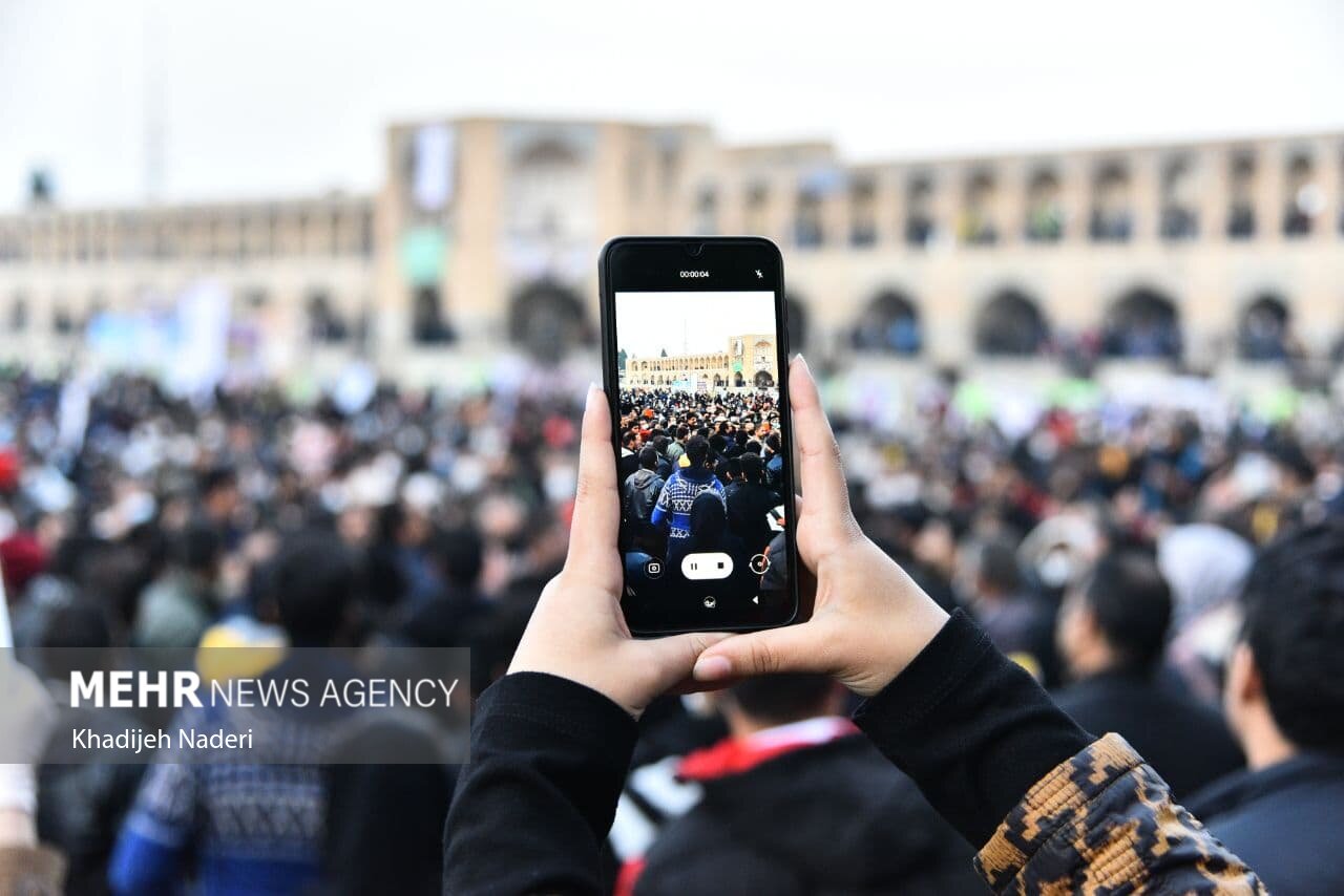 فریاد کشاورزان از بستر «زاینده‌رود»