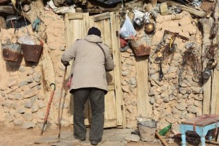 آصفری: وعده و وعید مشکل ساکنان خیابان جهرم اراک را حل نمی‌کند