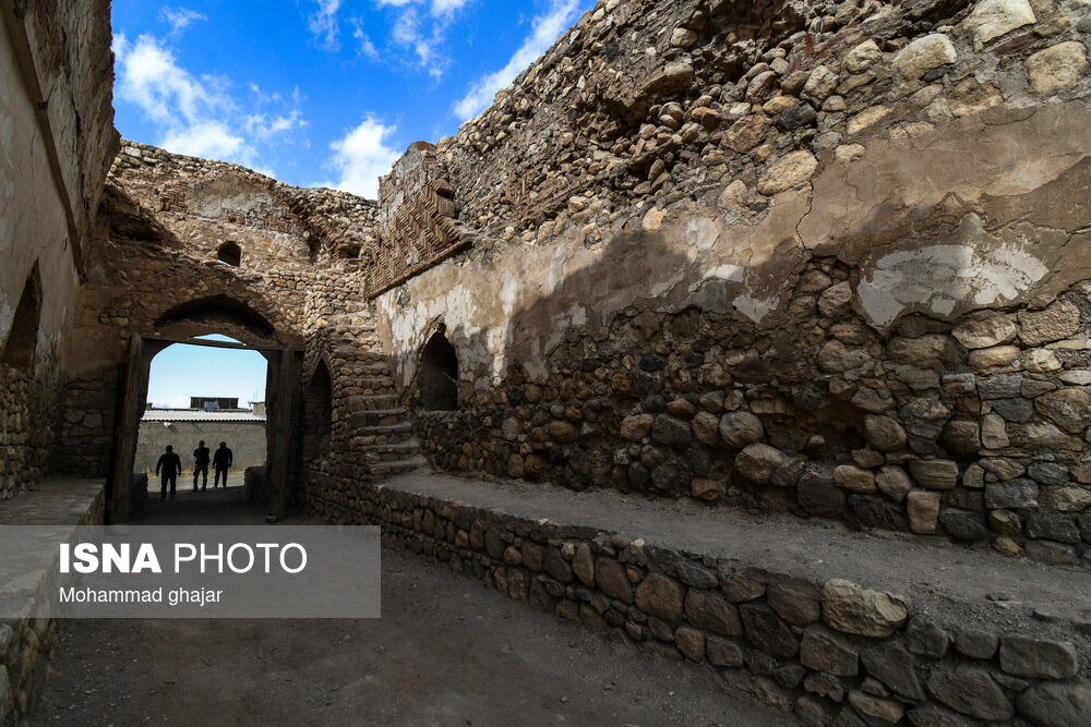 کاروانسرای سنگی آهوان - سمنان