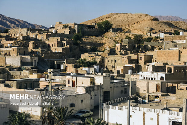 دستکندی در روستای کهتویه بستک