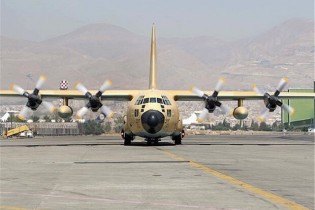 بازآماد شدن یک فروند هواپیمای سی ۱۳۰ در شیراز