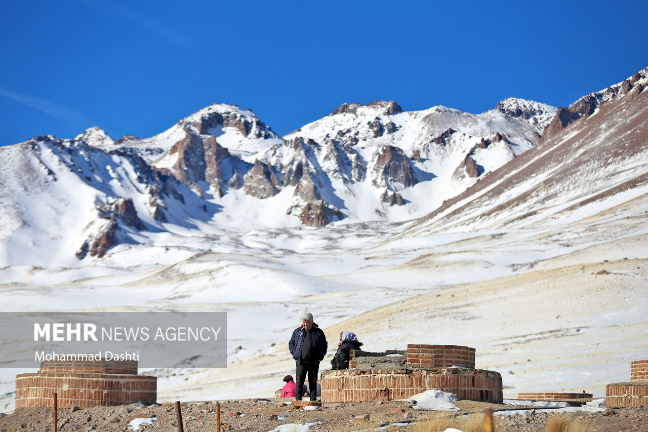 تفریحات زمستانی در دامنه کوه سبلان