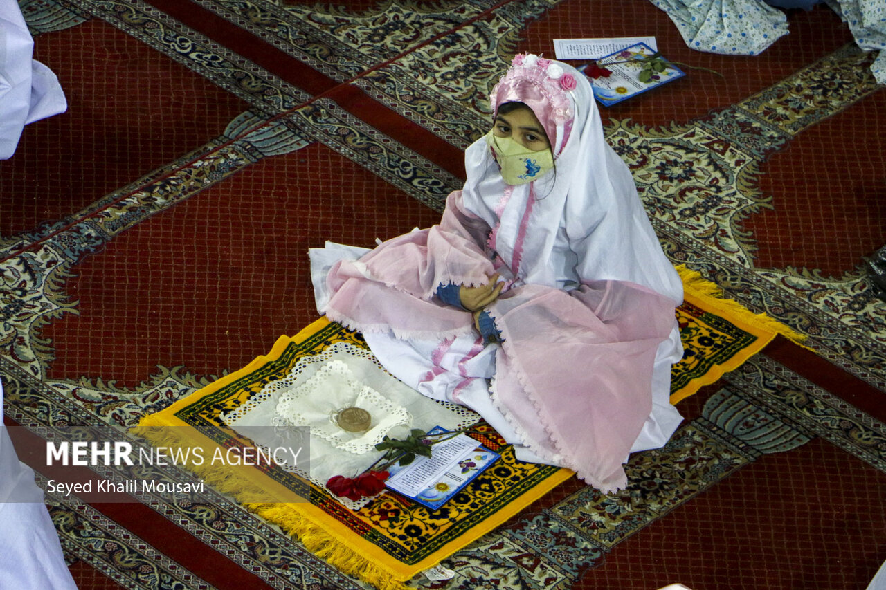 جشن عبادت یک‌هزار دختر ۹ ساله