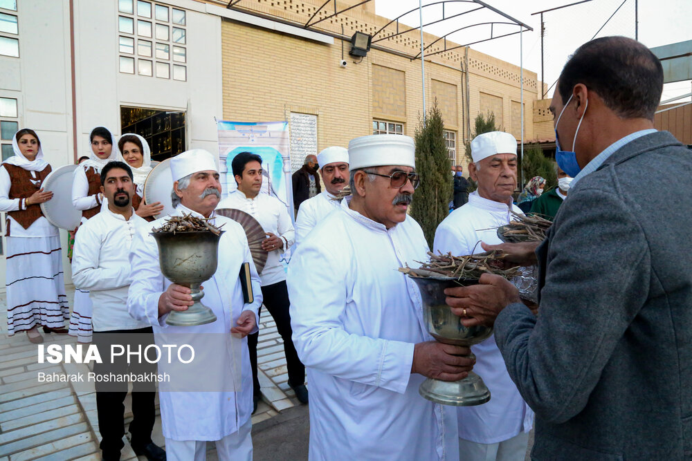 جشن «سده» در یزد