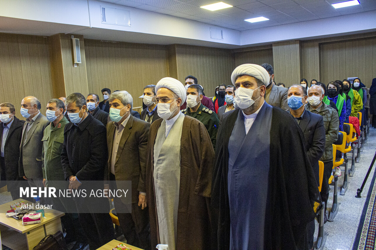 آغاز جشن های مردمی با نواخته شدن زنگ انقلاب در کردستان