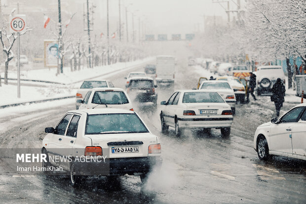 بارش شدید برف در همدان