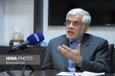 پیشنهاد عارف به مسئولان نظام در سالگرد پیروزی انقلاب