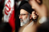 ادای احترام رئیس جمهور و اعضای دولت به مقام شامخ شهدا