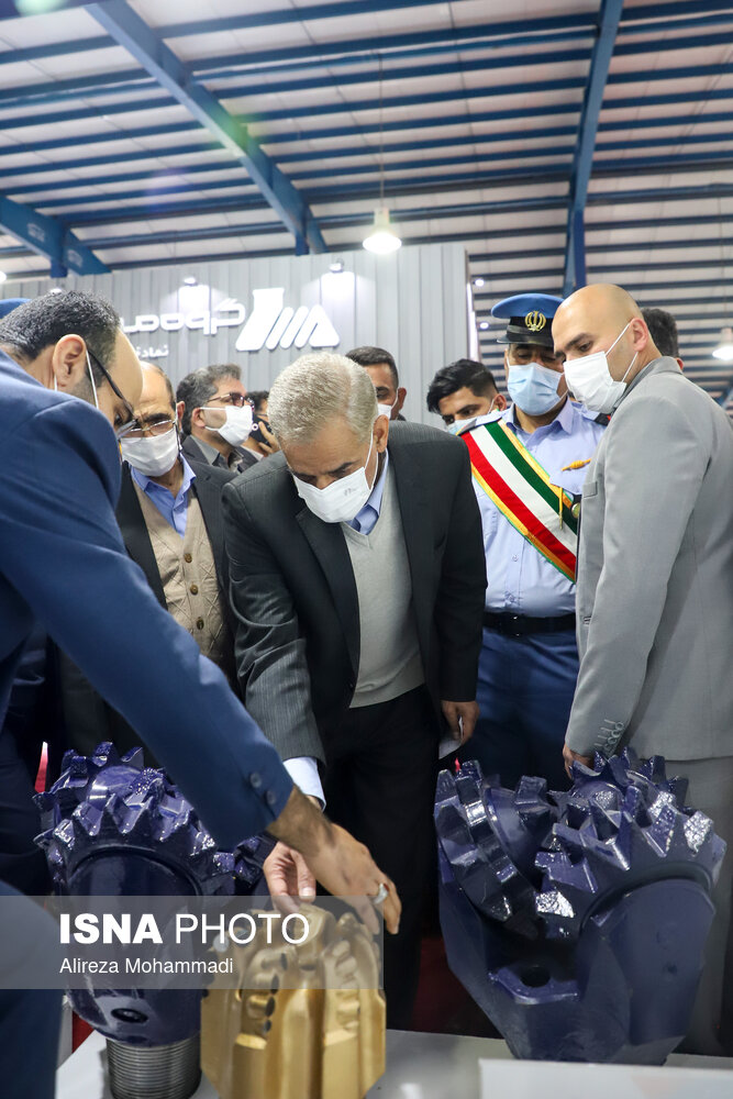 آغاز به کار نمایشگاه صنعت نفت خوزستان