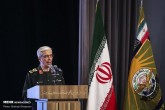 تهدید از کشور دور شده است/ در هرشرایطی درخدمت دولت و ملت هستیم
