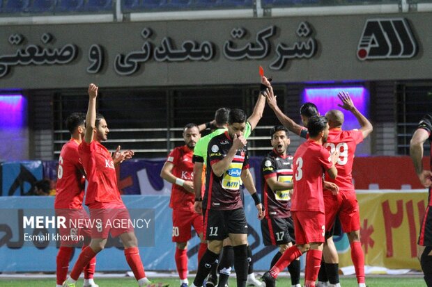 سوپر جام فوتبال ایران بازی پرسپولیس و فولاد خوزستان