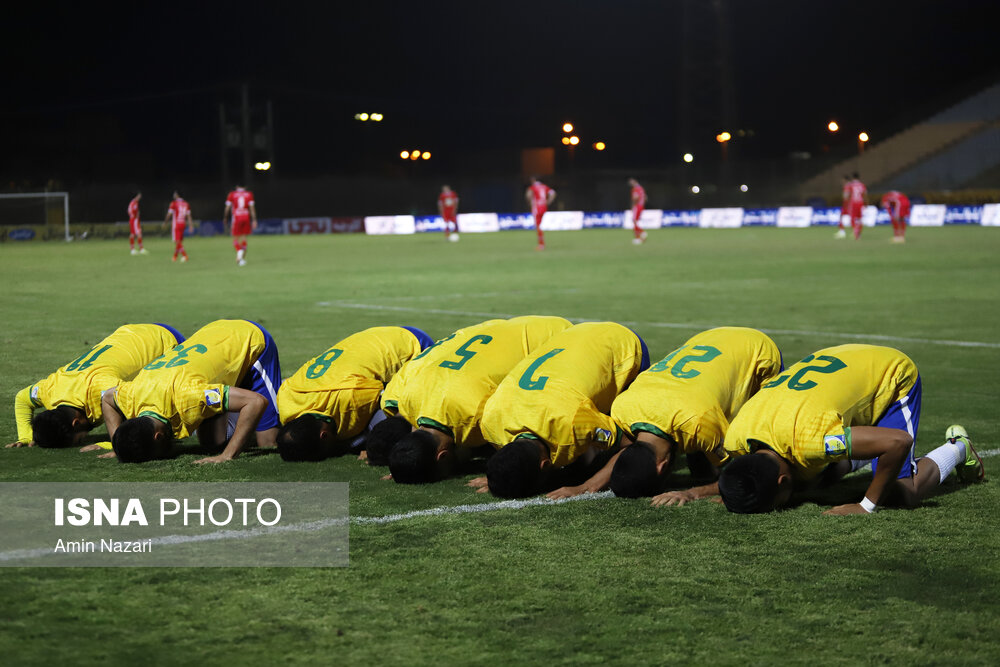 هفته بیست و یکم لیگ برتر فوتبال؛ صنعت نفت آبادان-پرسپولیس