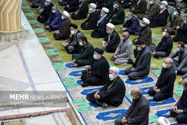 نماز جمعه تهران دوم اردیبهشت ۱۴۰۱ به امامت حجت السلام و المسلمین   سید احمد خاتمی امام جمعه موقت تهران، در دانشگاه تهران برگزار شد