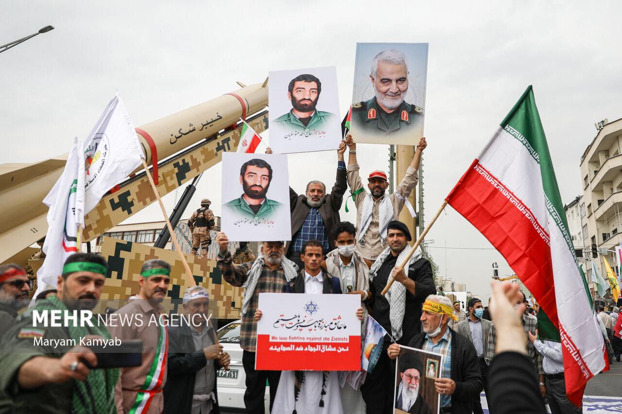 راهپیمایی روز جهانی قدس در تهران صبح جمعه ۹ اردیبهشت ۱۴۰۱ با حضور گسترده مردم برگزار شد