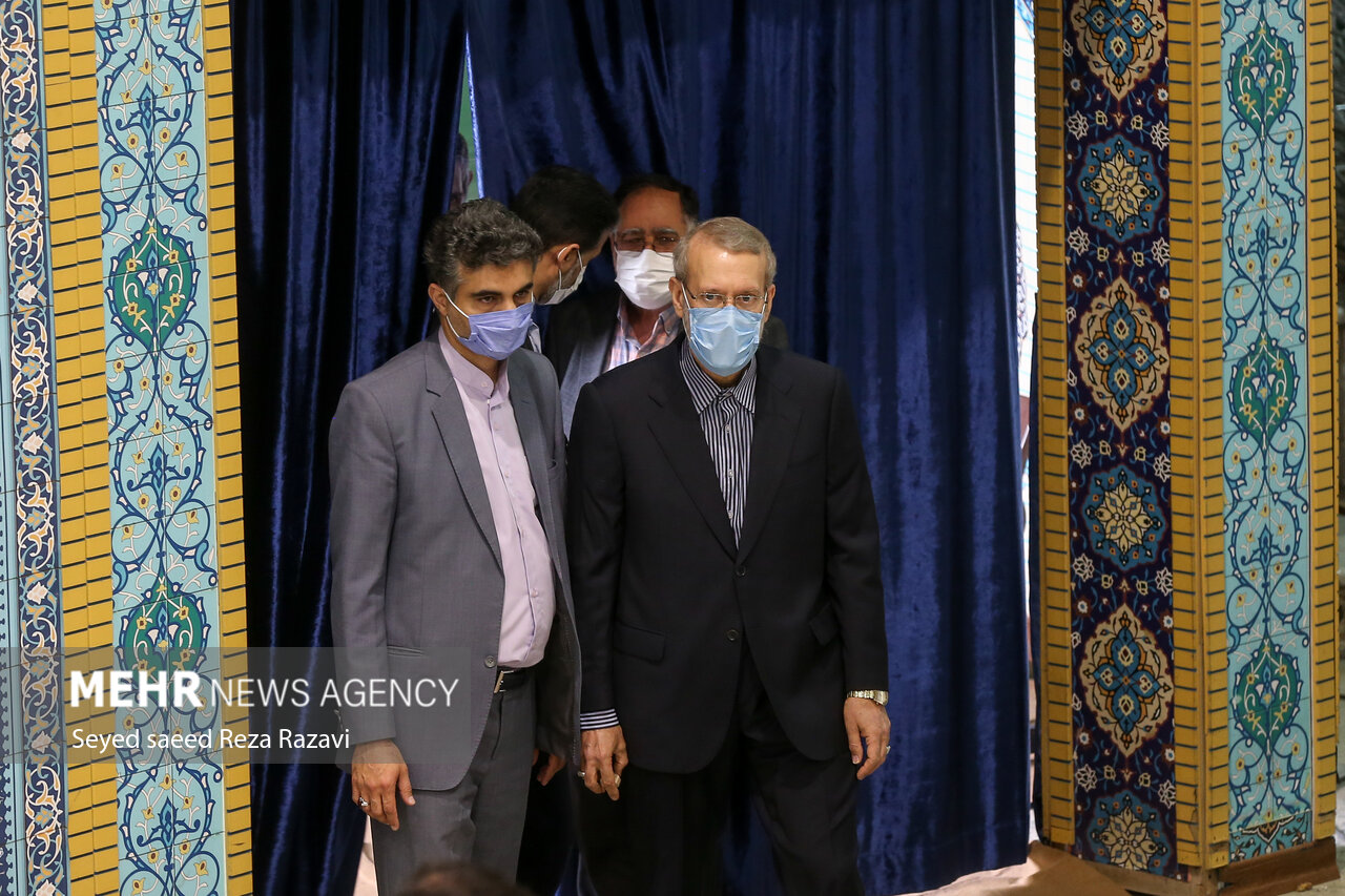 علی لاریجانی درنماز جمعه تهران نهم اردیبهشت 1401 حضور یافت